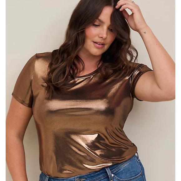 torrid Tops - 30. ✨Host Pick✨ Torrid liquid shine crew neck t-shirt 0X/L